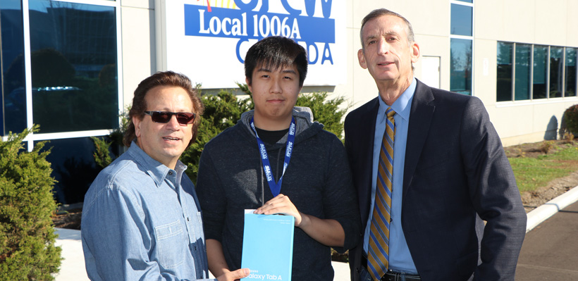 Member Vincent Dang (center) pictured with his Union Representative Carmine Fiore (L) and Local 1006A President Wayne Hanley (R)